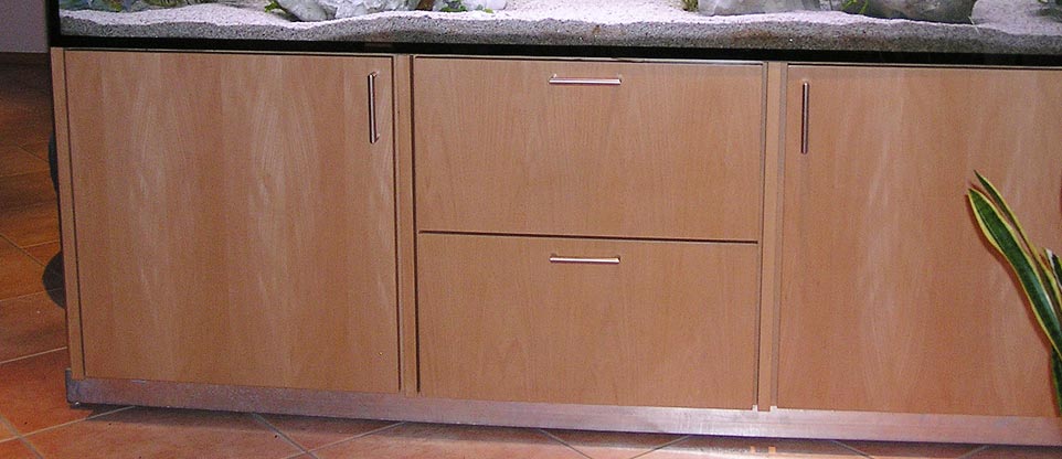 freischwebendes Wohnzimmeraquarium, Lörrach